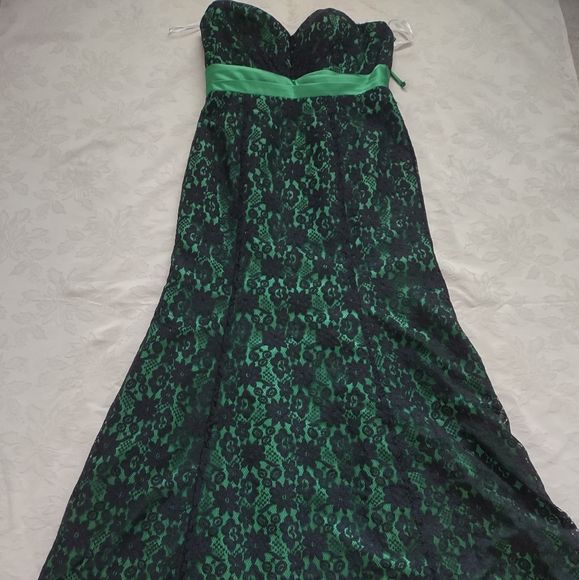 Christina Wu corset black lace satin maxi gown Formal dress sweetheart